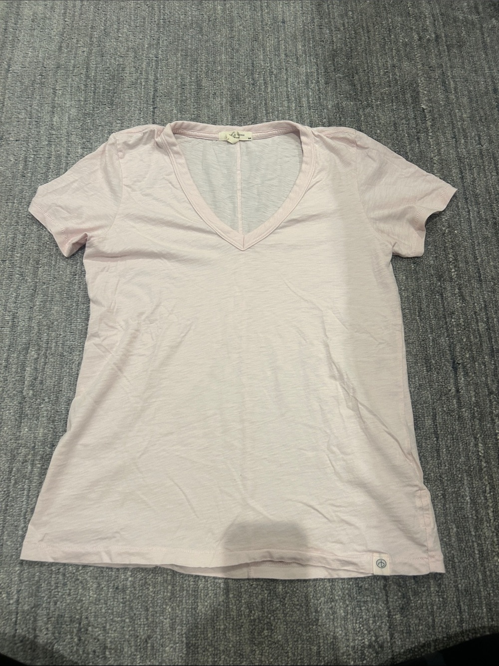 rag & bone Pale Pink V-Neck Short Sleeve Tee size small